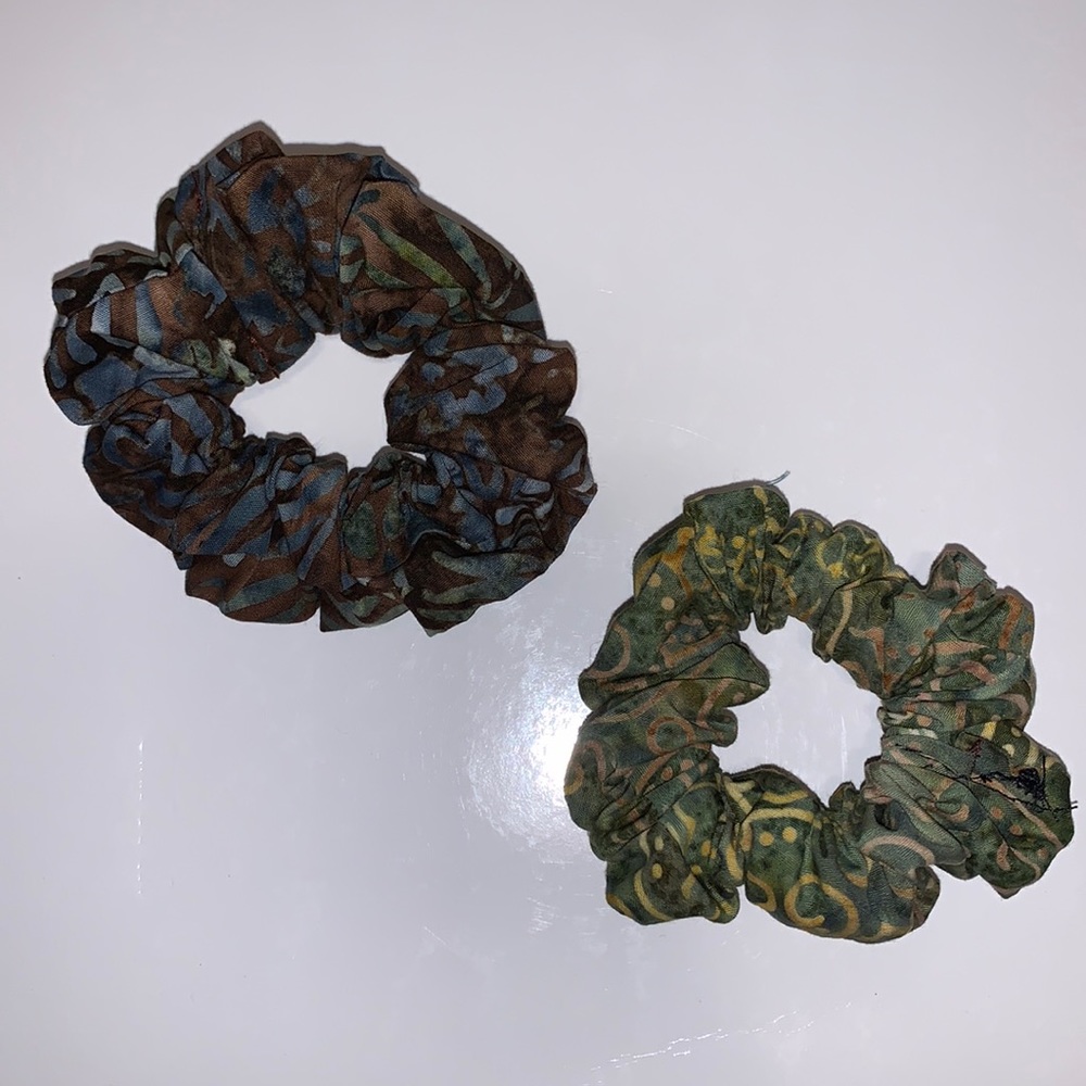 2 Pack Patterned Handmade Scrunchies